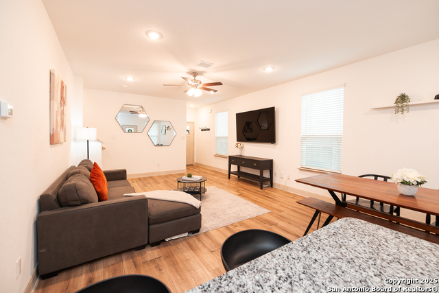 Image 9 of 46 For 7508 Magnolia Village