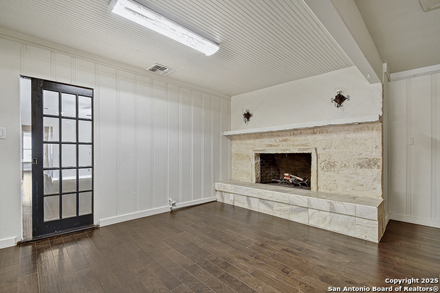 Image 20 of 30 For 2613 Summit Ave W