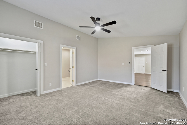 Image 21 of 30 For 2613 Summit Ave W