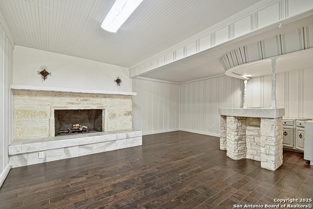 Image 27 of 30 For 2613 Summit Ave W