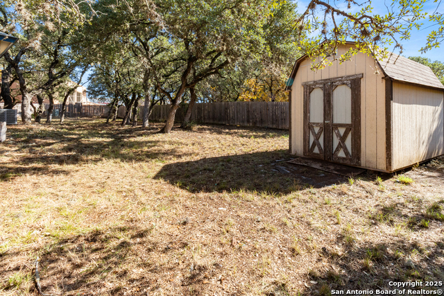 Listing photo id 20 for 9150 Dover  