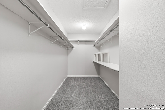 Listing photo id 22 for 9623 Diamond Gap