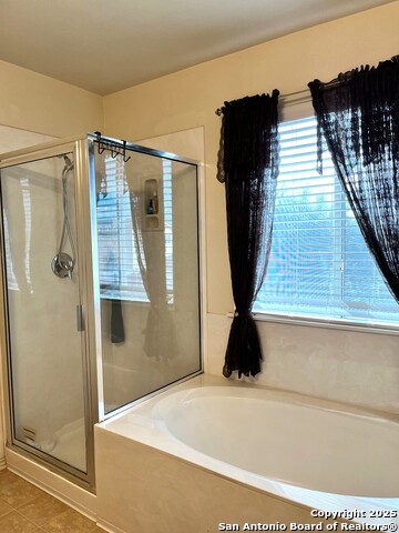 Image 13 of 16 For 8454 Blackstone Cv