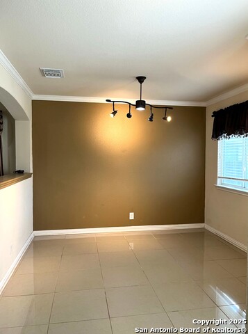 Image 4 of 16 For 8454 Blackstone Cv