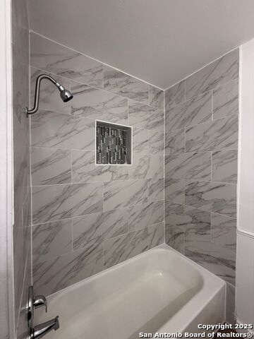 Image 13 of 18 For 217 Avenue E