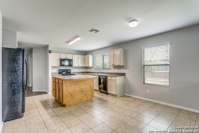 Image 10 of 25 For 316 Lonestar Gait