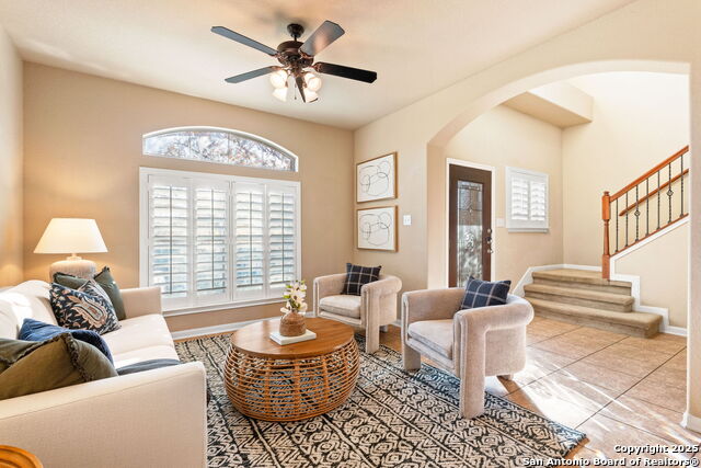 Listing photo id 9 for 611 Oxalis  