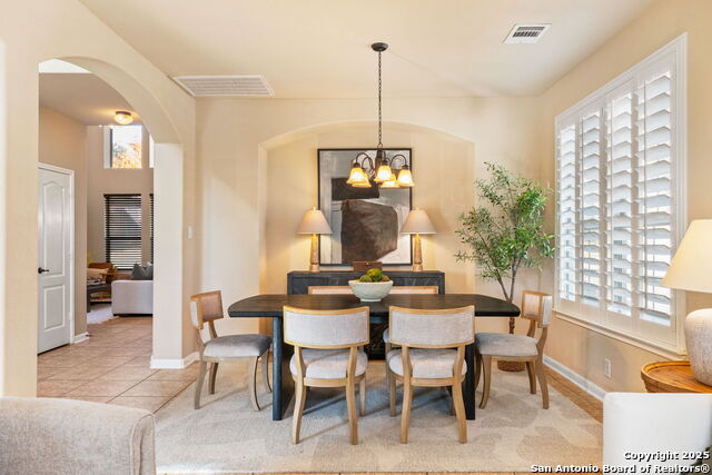 Listing photo id 10 for 611 Oxalis  