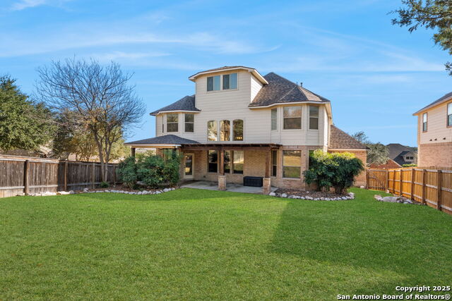 Listing photo id 26 for 611 Oxalis  