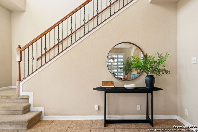 Listing photo id 1 for 611 Oxalis  