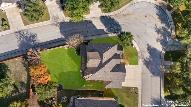 Listing photo id 28 for 611 Oxalis  