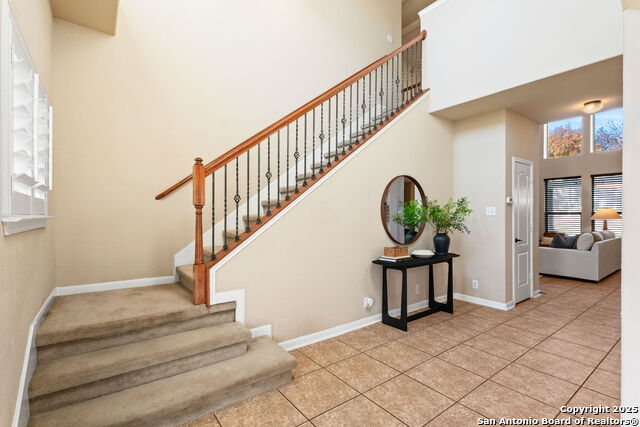 Listing photo id 2 for 611 Oxalis  