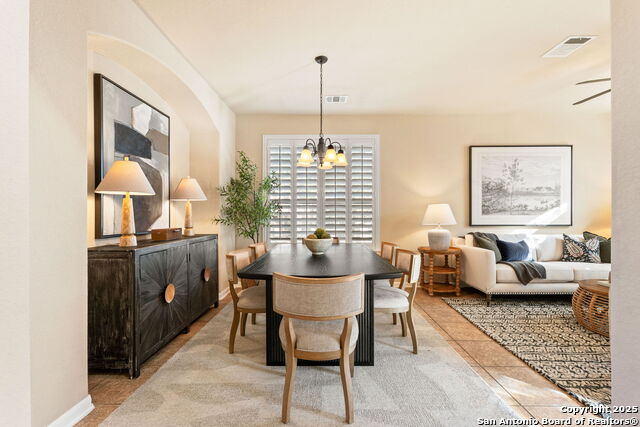 Listing photo id 4 for 611 Oxalis  