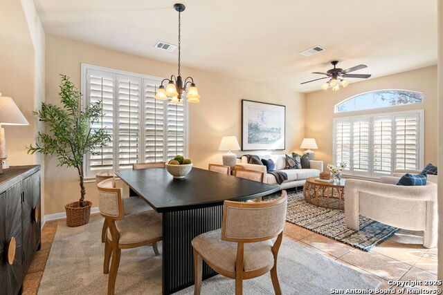 Listing photo id 6 for 611 Oxalis  