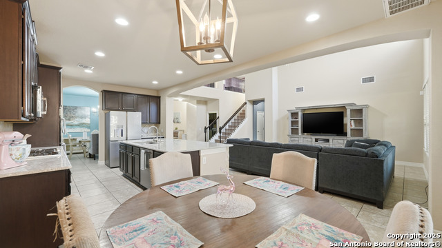 Image 16 of 42 For 335 Snow Goose