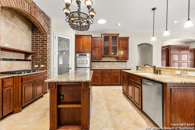 Image 19 of 57 For 3204 Crystal Path