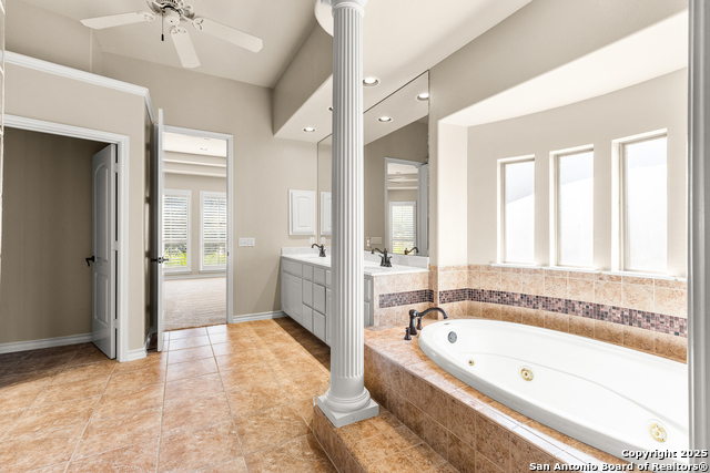 Image 36 of 57 For 3204 Crystal Path