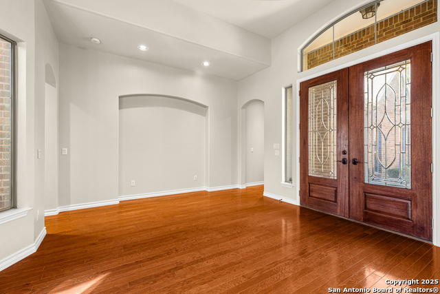 Image 7 of 57 For 3204 Crystal Path