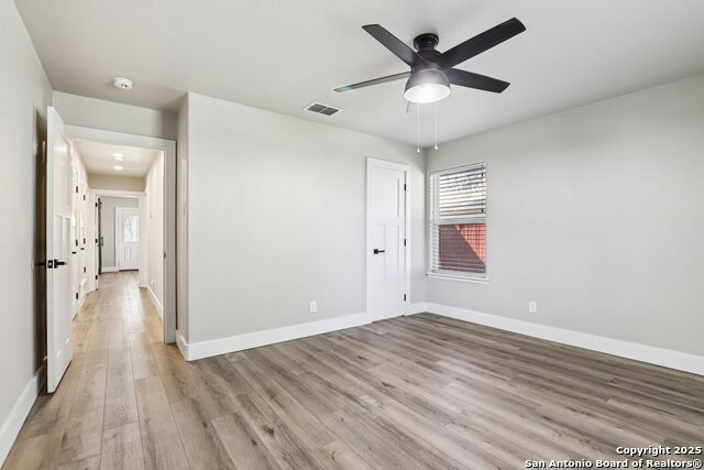 Image 23 of 44 For 786 Renee  