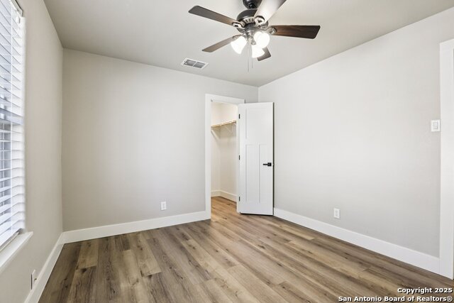 Image 29 of 44 For 786 Renee  