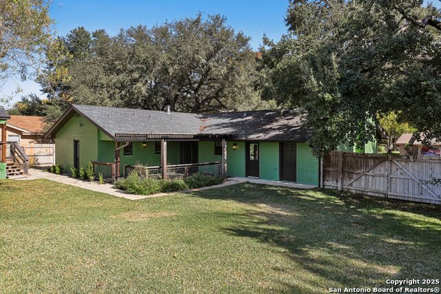 Image 40 of 44 For 786 Renee  