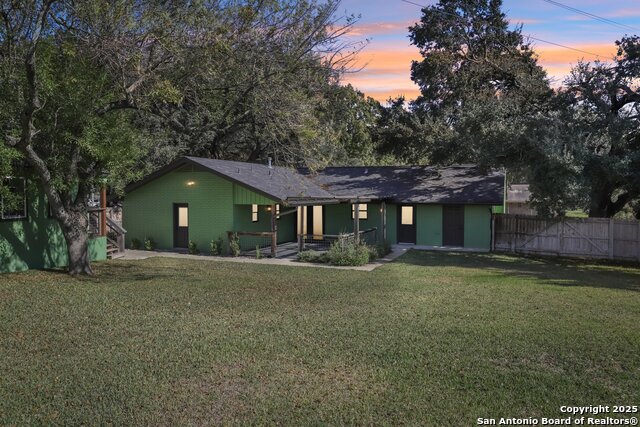 Image 43 of 44 For 786 Renee  