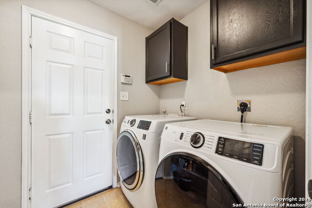 Image 18 of 20 For 8810 Mesa  