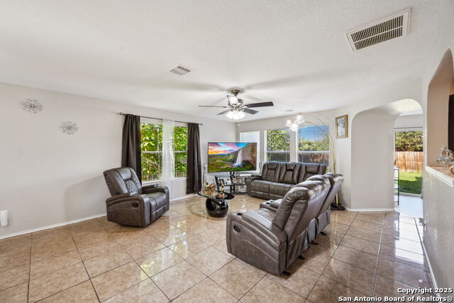 Image 5 of 20 For 8810 Mesa  