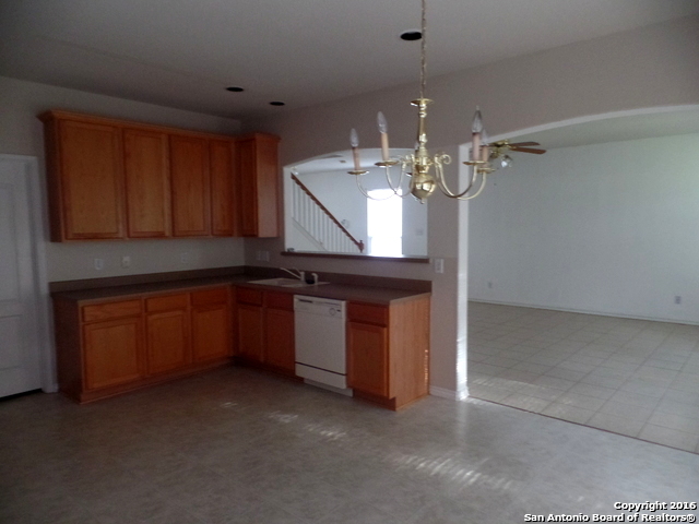 Image 8 of 19 For 12719 Goldenrain Bay