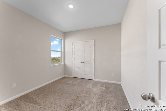 Image 36 of 44 For 2614 Banditos Rdg