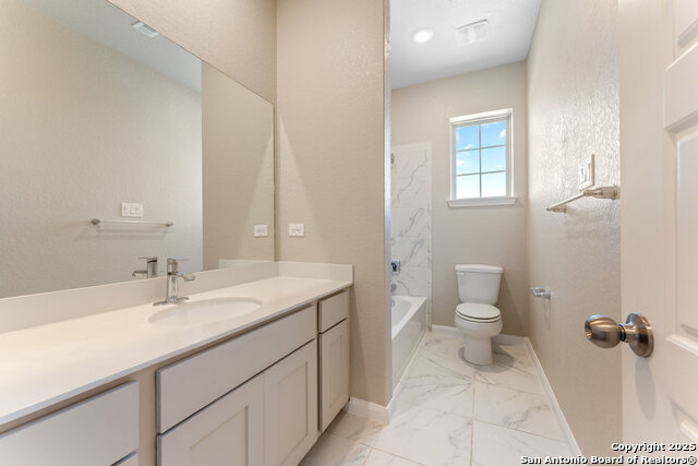 Image 38 of 44 For 2614 Banditos Rdg