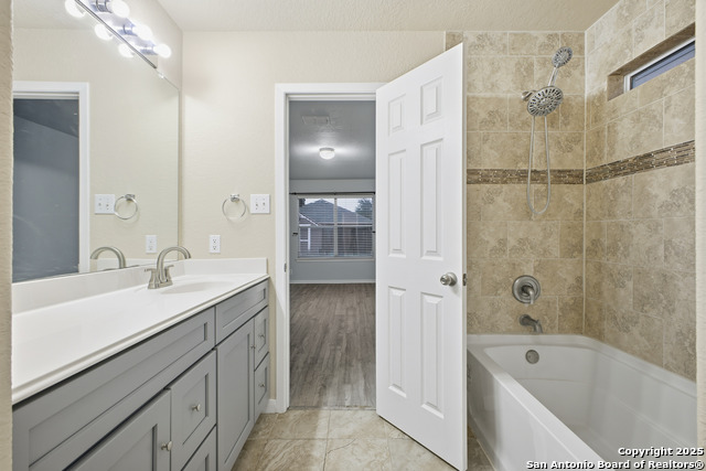 Listing photo id 11 for 9435 Everton