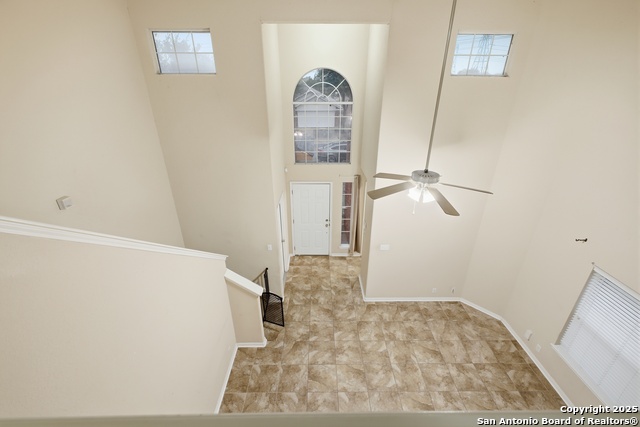 Listing photo id 13 for 9435 Everton