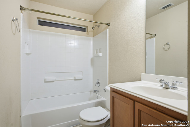 Listing photo id 16 for 9435 Everton