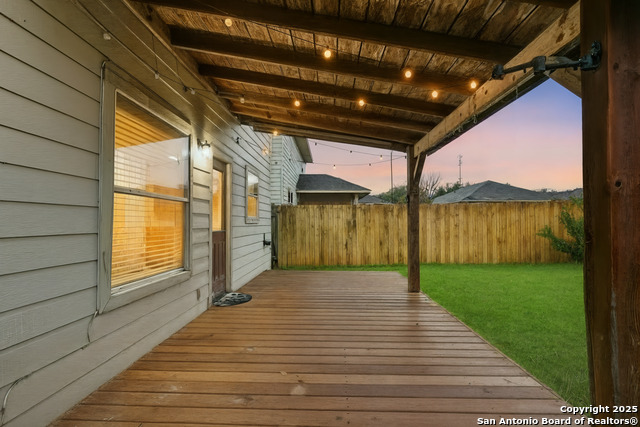 Listing photo id 20 for 9435 Everton