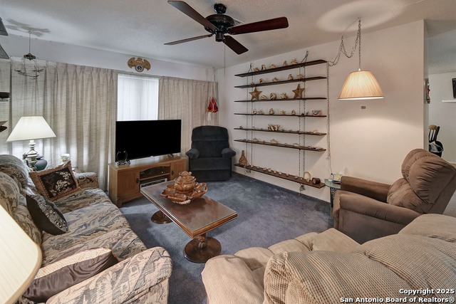 Image 5 of 36 For 9602 Gold Hl