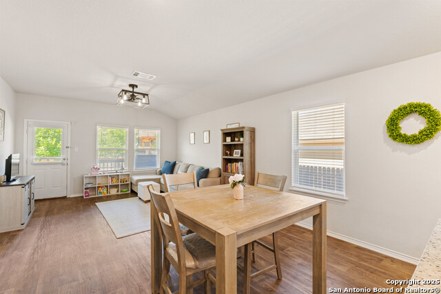 Listing photo id 8 for 13927 Borolanite Dr