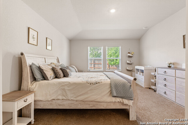 Listing photo id 13 for 13927 Borolanite Dr