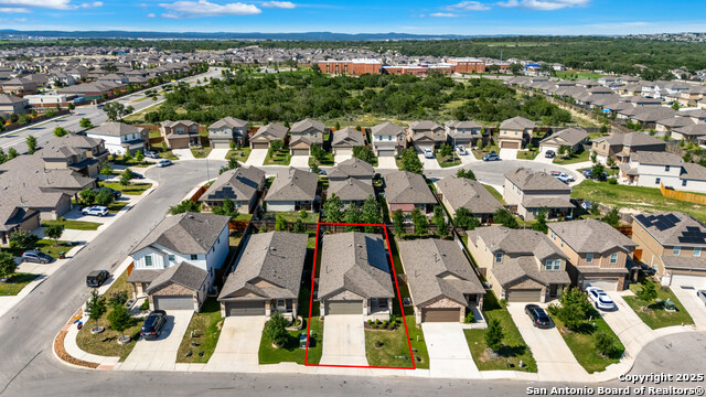 Listing photo id 25 for 13927 Borolanite Dr