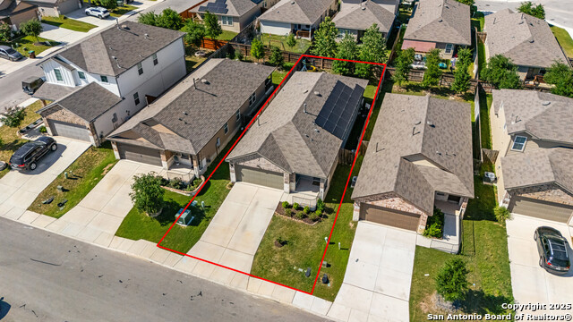 Listing photo id 26 for 13927 Borolanite Dr