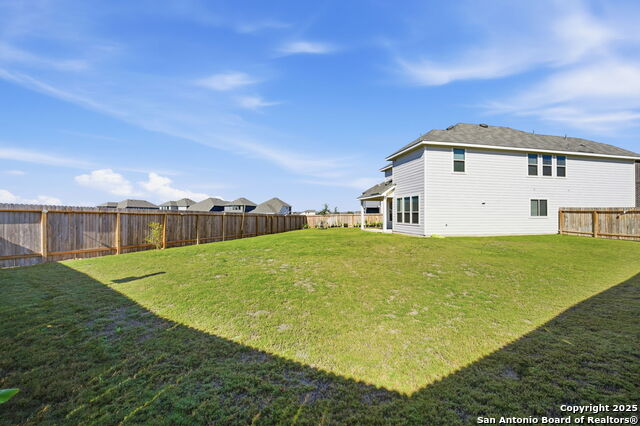 Listing photo id 39 for 6303 Mifflin