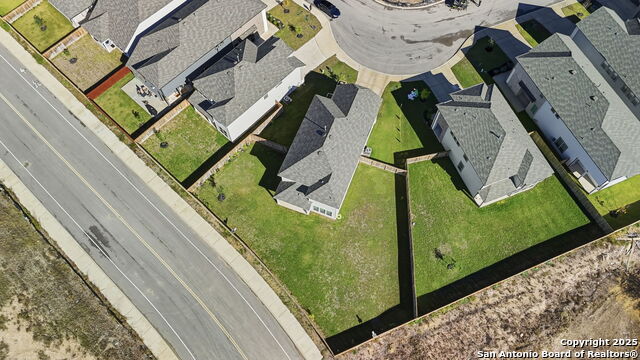 Listing photo id 42 for 6303 Mifflin