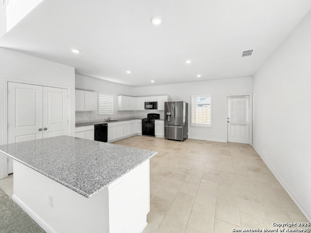 Image 5 of 31 For 8303 Kettles