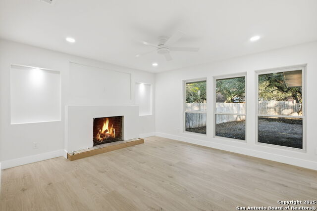 Image 16 of 42 For 11306 Destiny