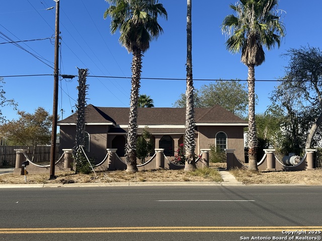 Details for 624 Lake St W, Crystal City, TX 78839