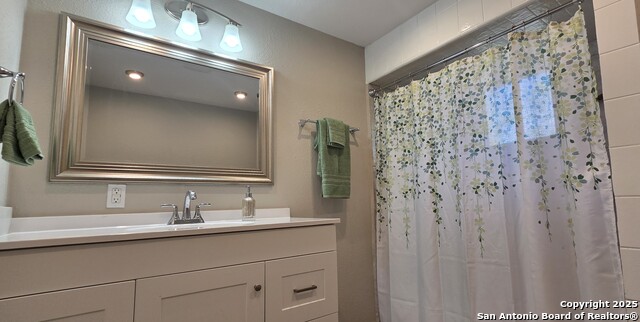 Image 9 of 17 For 349 Avenue D