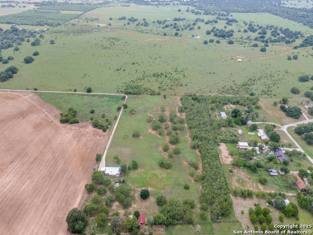 Image 32 of 36 For 315 Simon  