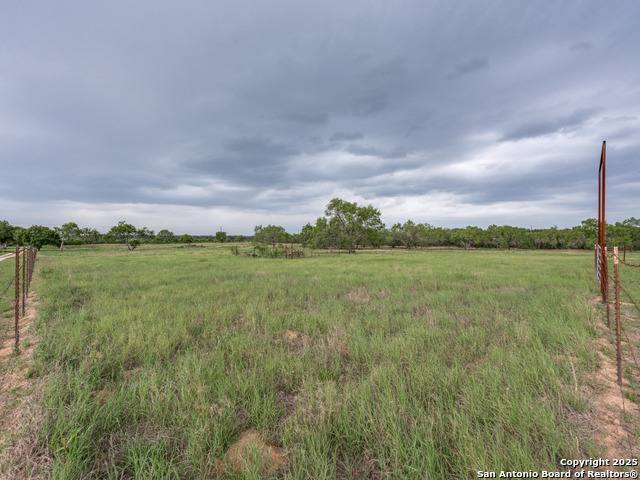 Image 35 of 36 For 315 Simon  