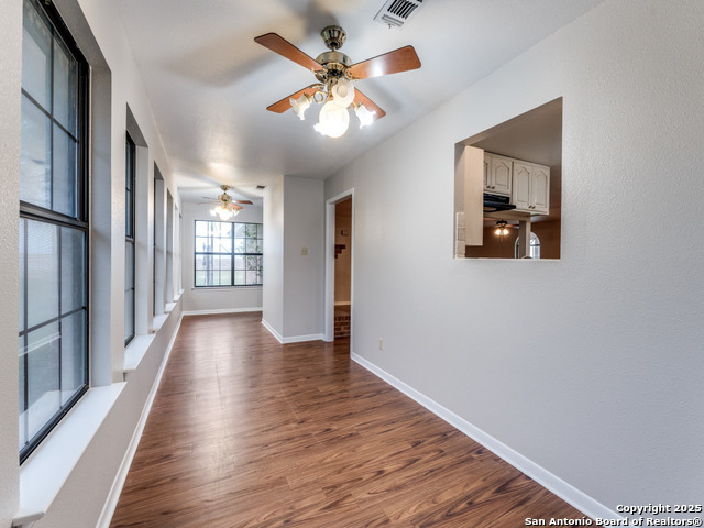 Image 9 of 36 For 315 Simon  