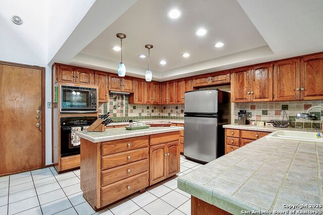 Image 13 of 33 For 3335 Trailway Park